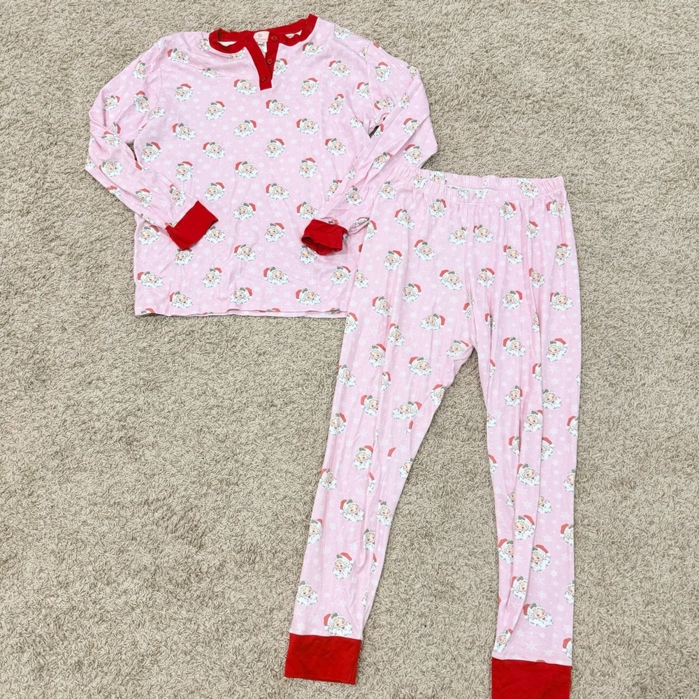 Women’s Smockingbird Santa Claus Print Christmas Pajama Set Size Large
